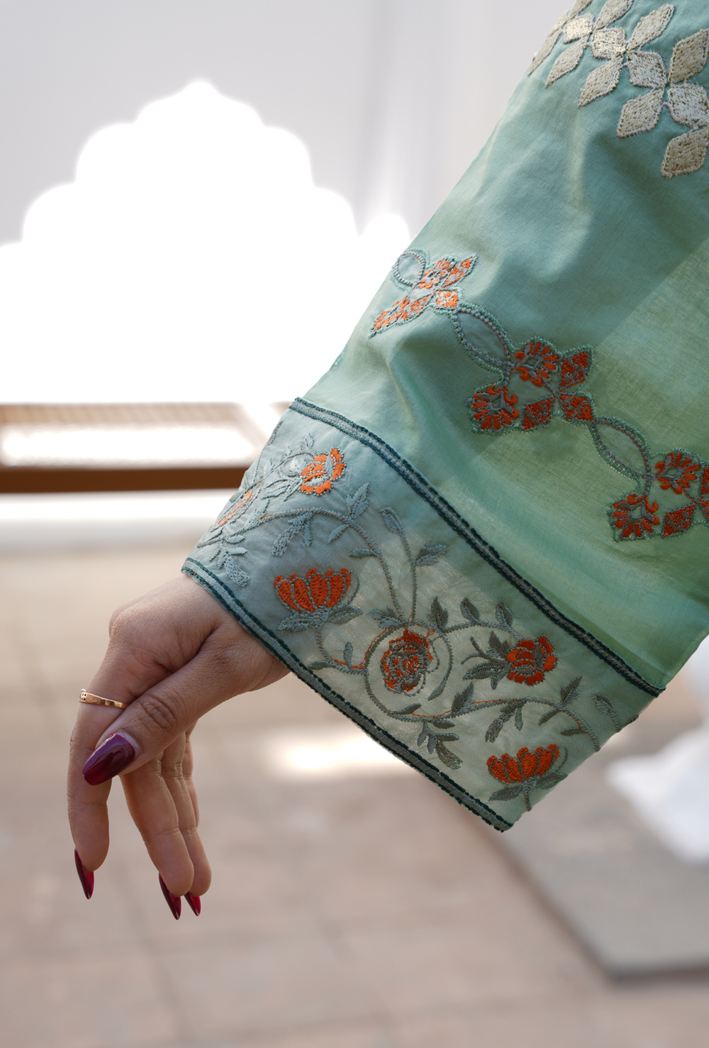 PISTA PERFECTION - Embroidered Lawn 3PC - stitched