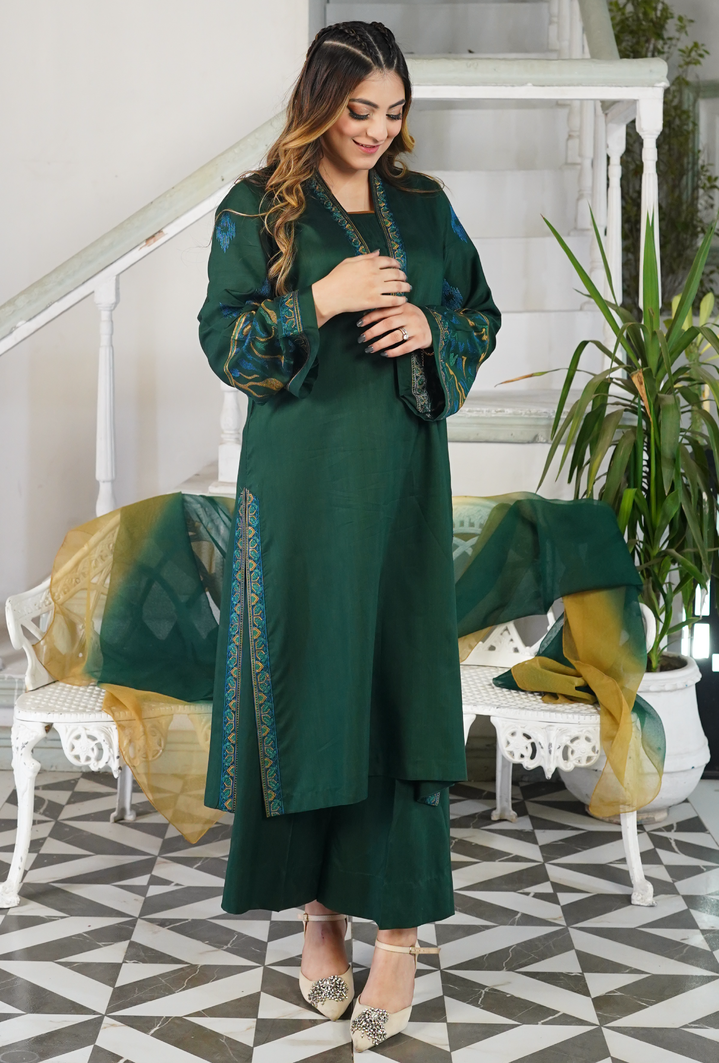 Noor e Shaam - Embroidered Lawn 3PC - stitched