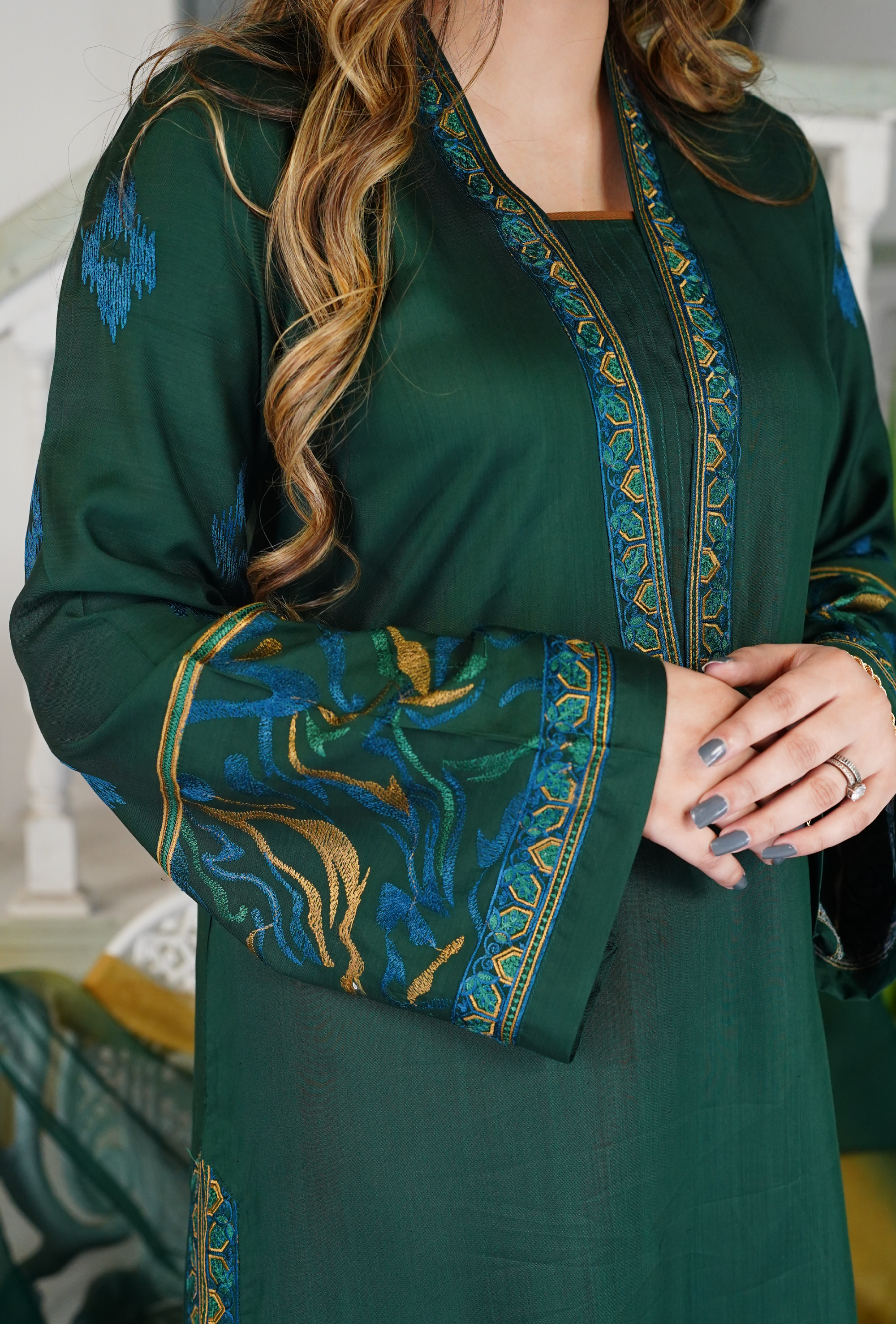 Noor e Shaam - Embroidered Lawn 3PC - Unstitched