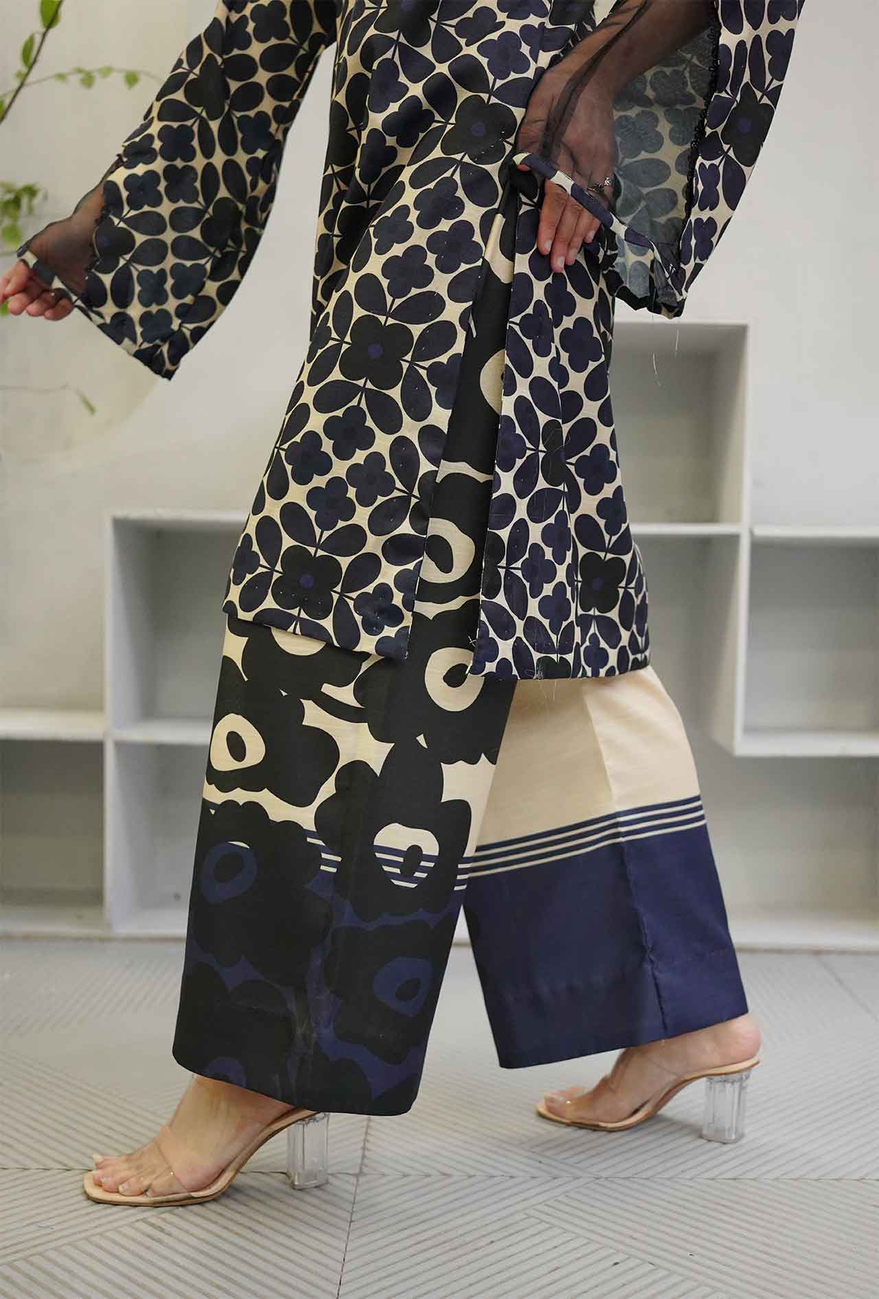 Navy Mud - stitched