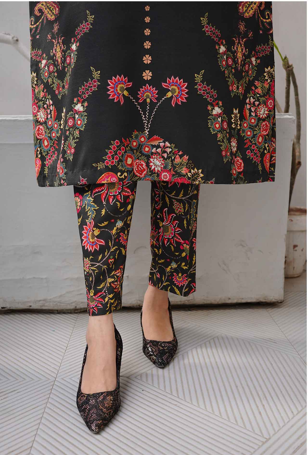 Raven Forest - Cord Urban Prints - stitched
